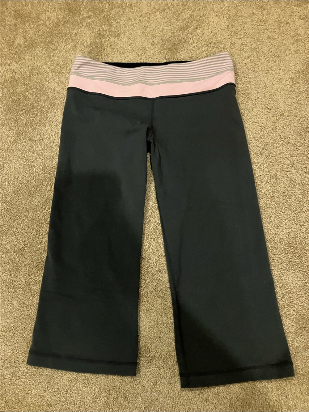 lululemon athletica Reversible crop leggings, size 8